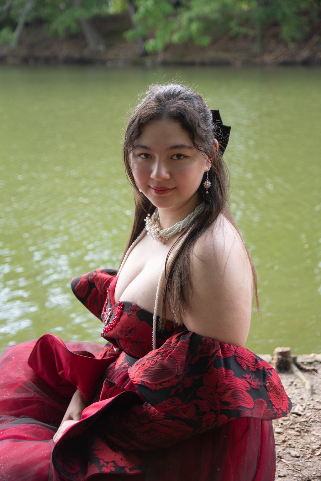 Red Dress Portrait Session photo 3