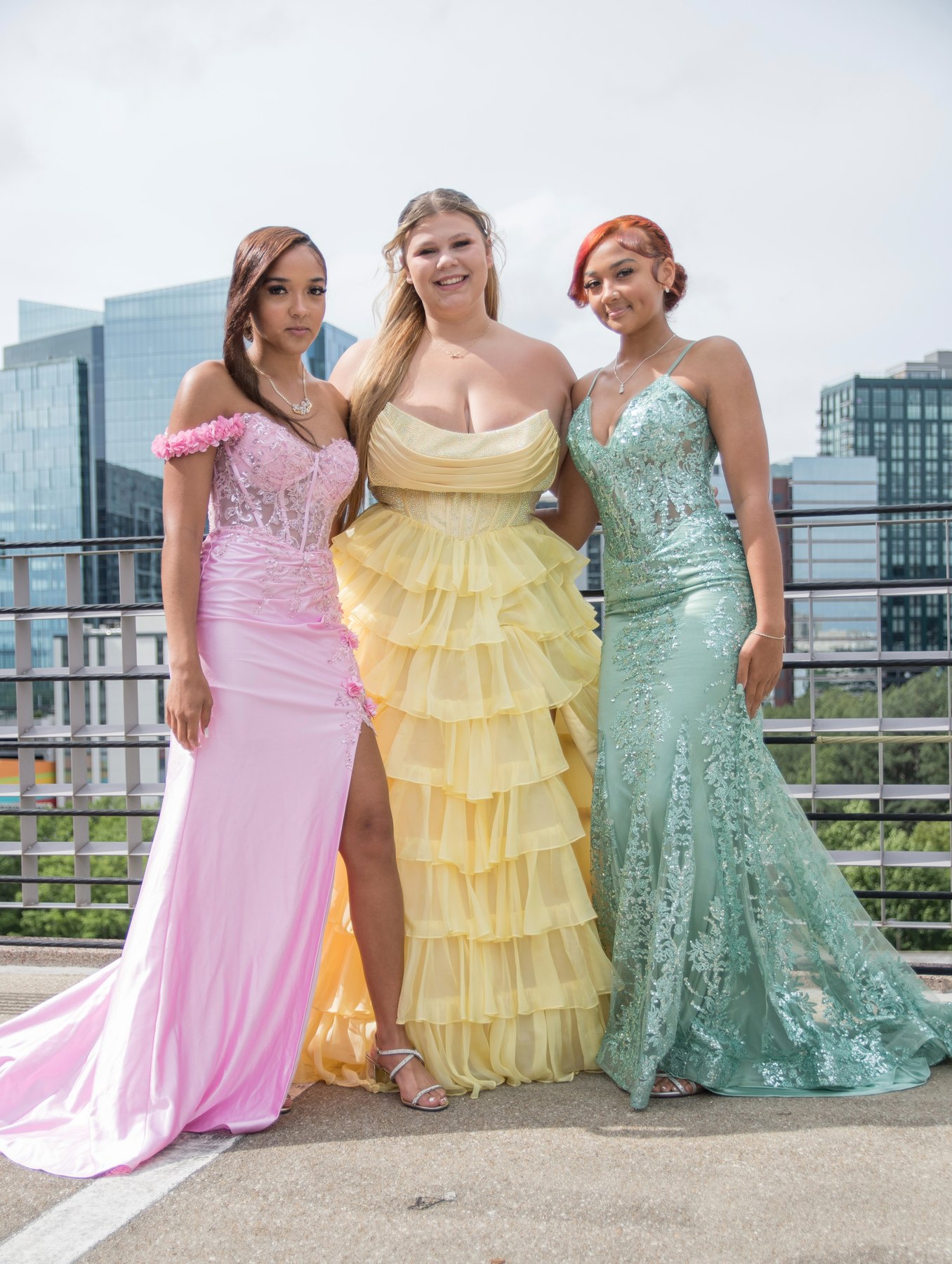 Prom Dress Group Session photo 3